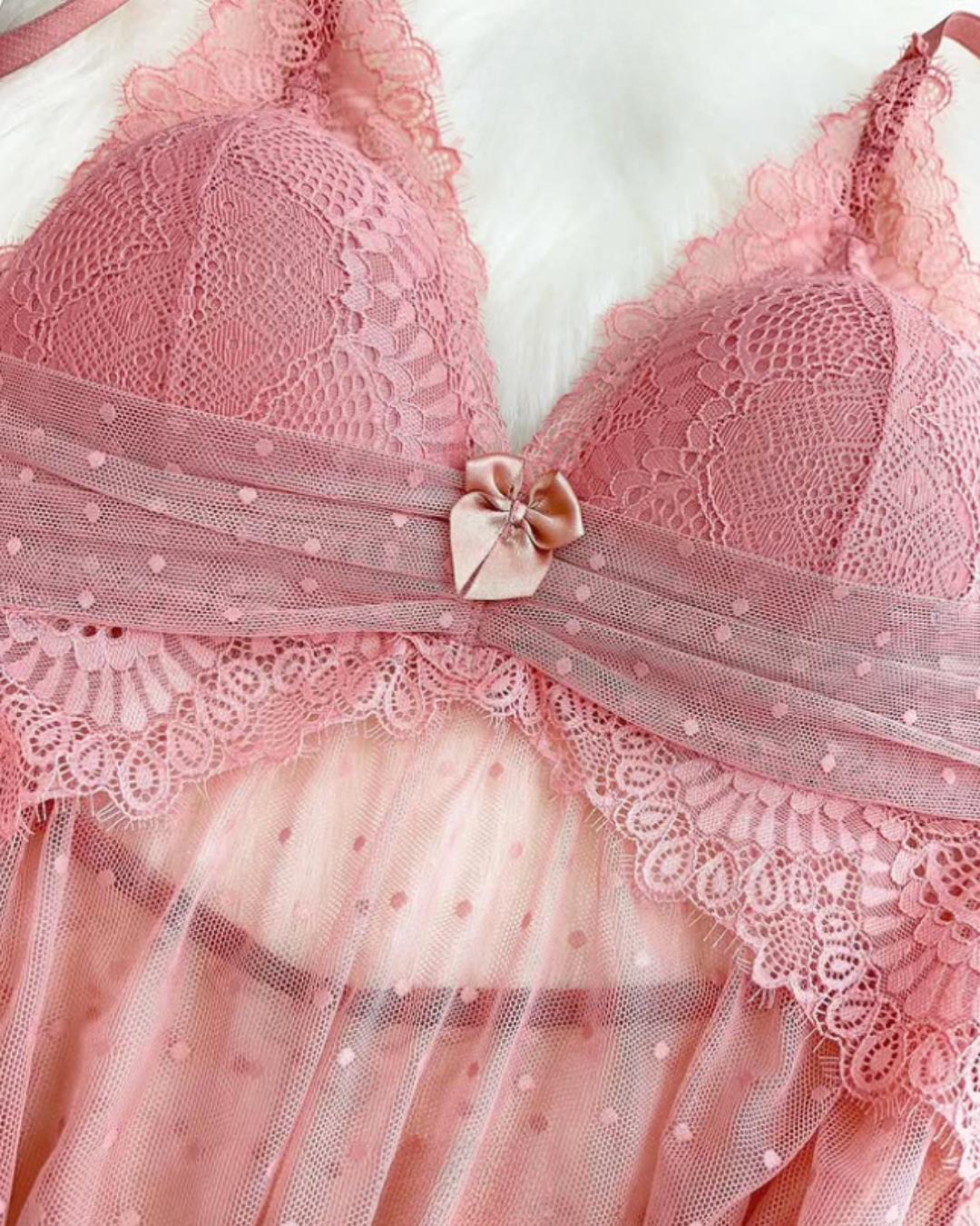 Queen’s Secret – Soft Tulle & Lace Set