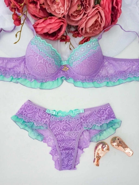 Romantic Chic Lace Set