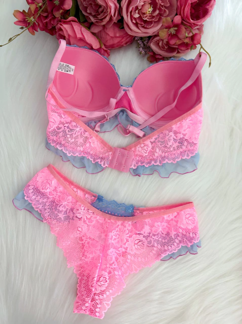 Romantic Chic Lace Set