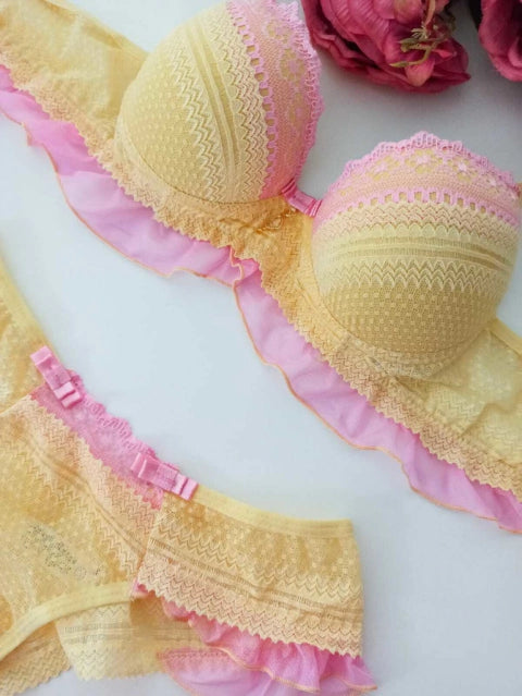 Romantic Chic Lace Set